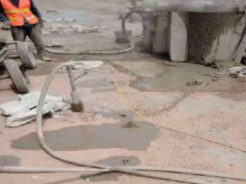 会理水泥混凝土路面板底注浆技术 路面脱空注浆整治方案